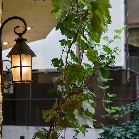 Shine Hotel Odessa