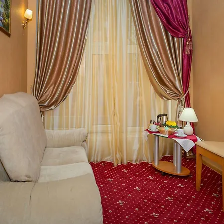 Hotel Shine Odessa