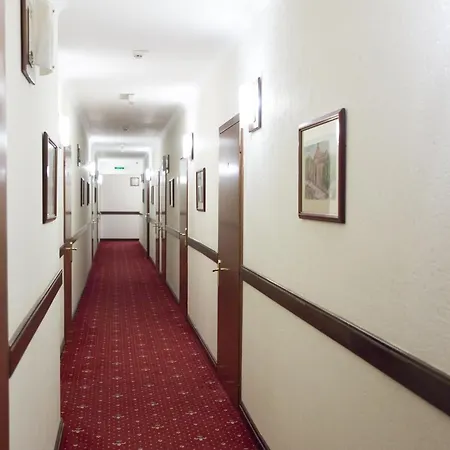 Shine Otel