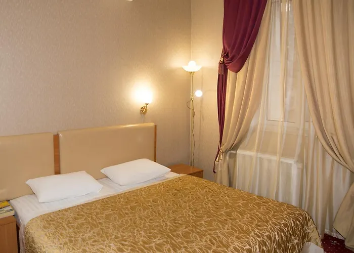 Shine Hotel Odessa
