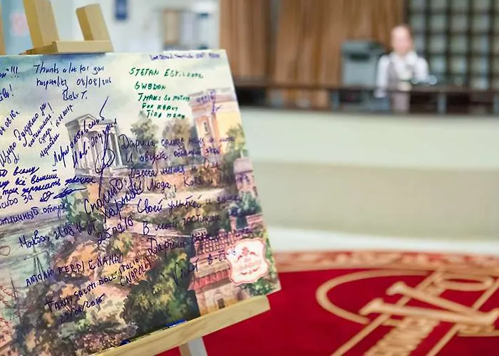 Shine 3* Одесса