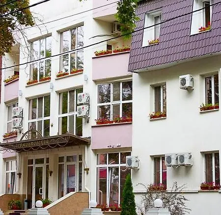 Готель Shine 3*