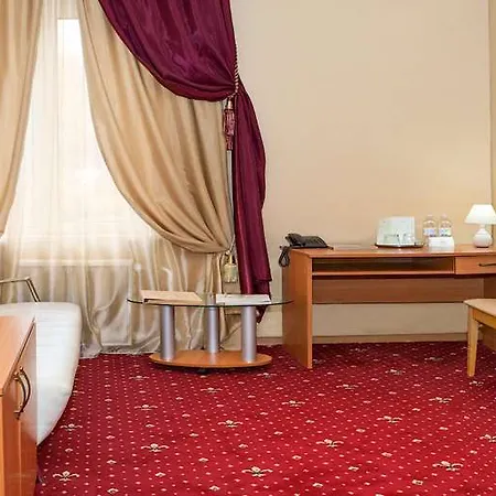 Shine Hotel Odessa